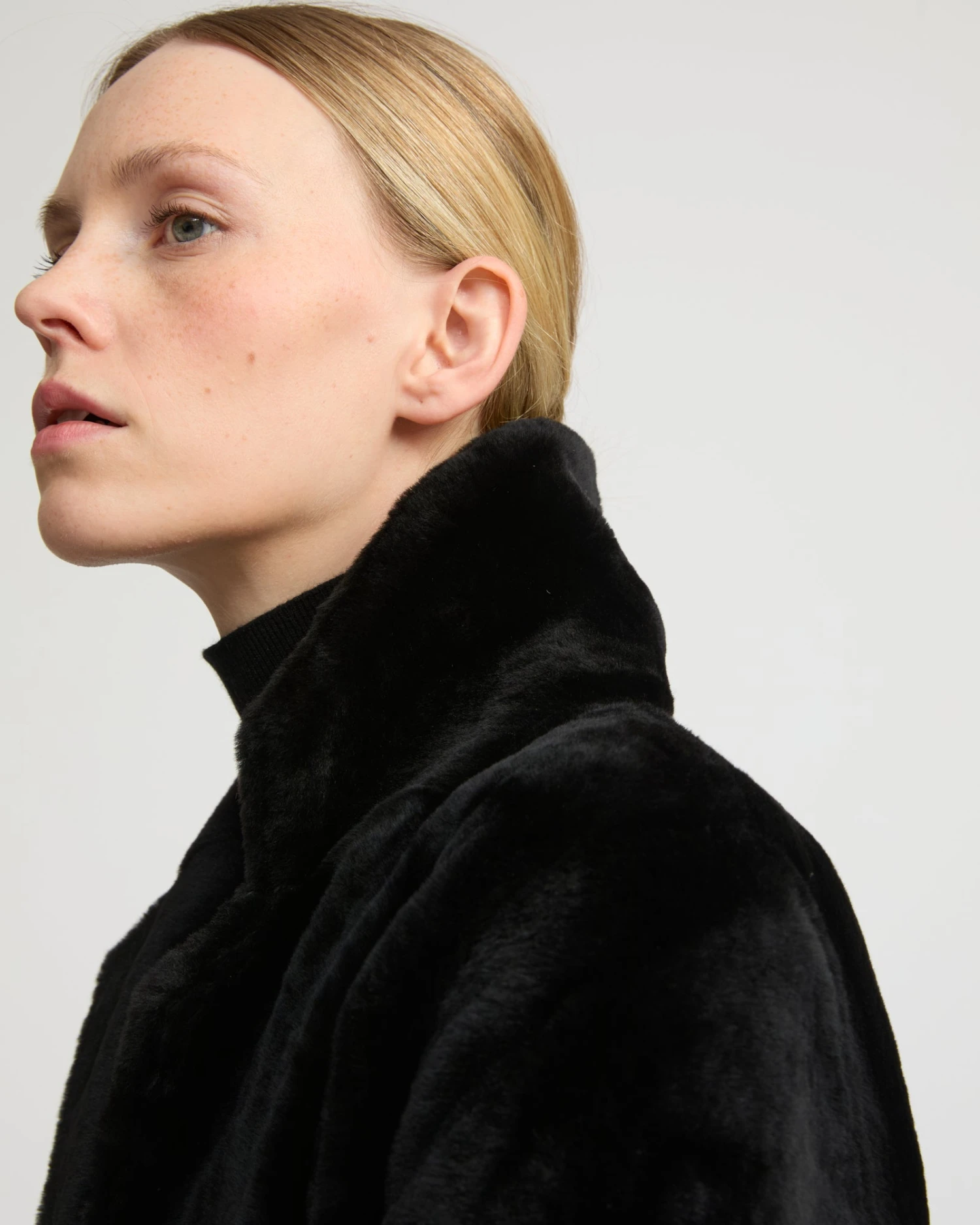 Manteau Réversible En Peau Lainée D'agneau Mérinos 6 Manteau Réversible En Peau Lainée D'agneau Mérinos – Image 4