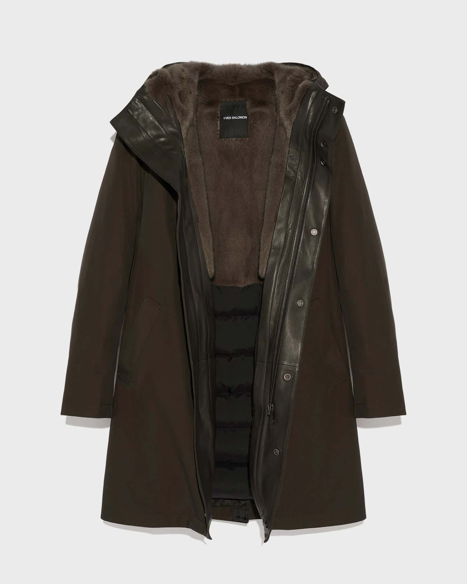 Manteau à Capuche En Gabardine Imperméable Et Fourrure De Vison 8 Manteau à Capuche En Gabardine Imperméable Et Fourrure De Vison – Image 6