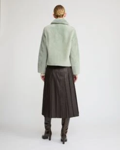 Veste Courte Réversible En Agneau Mérinos -yves salomon boutique 22WYV64355MESIA8092 5 7be2d4ca 0c60 487e 978d 8740f7a16cea