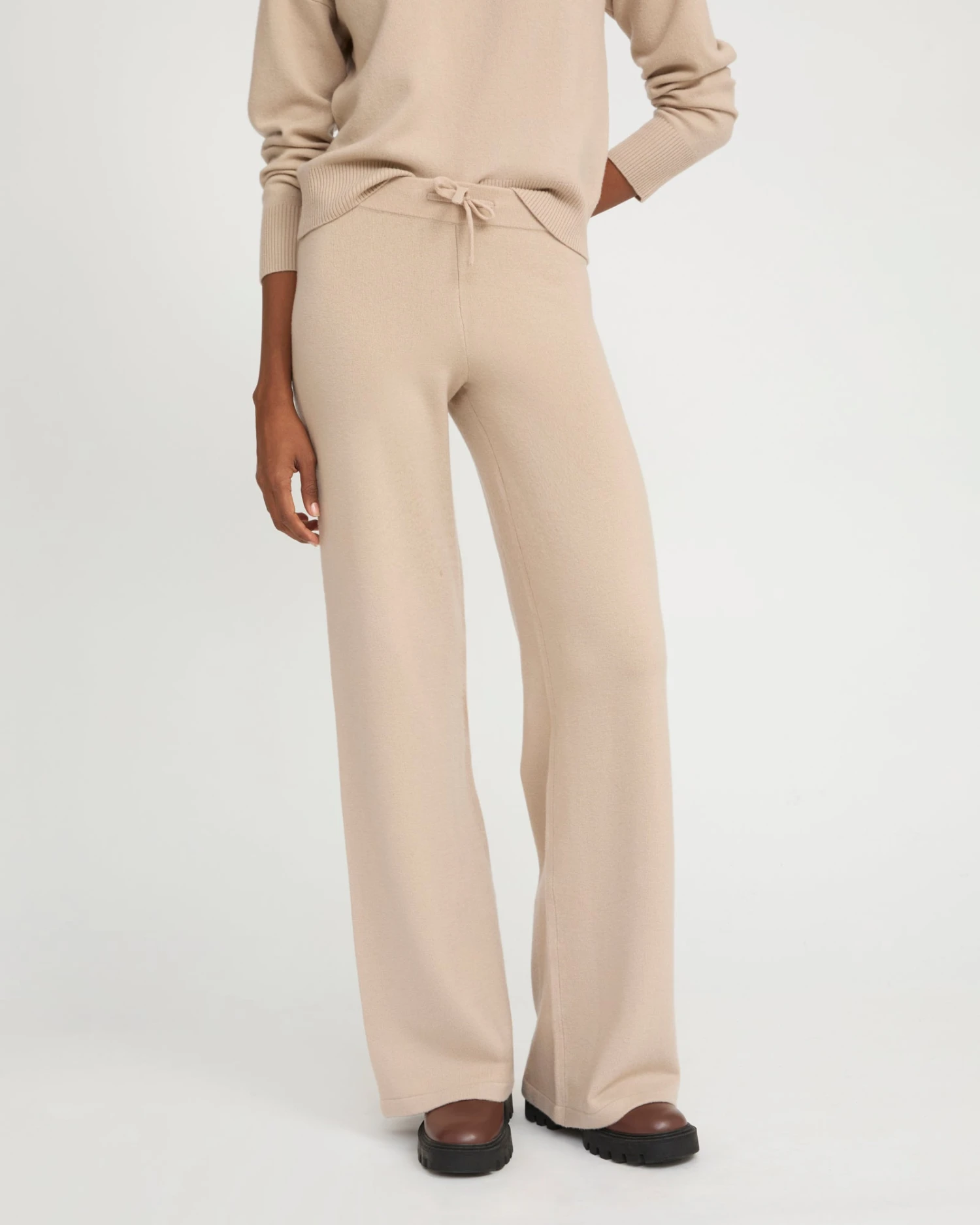 Pantalon Large En Maille Mérinos 4 Pantalon Large En Maille Mérinos – Image 2