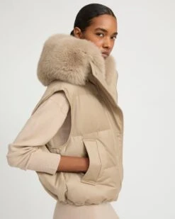 Gilet En Flanelle Avec Col En Fourrure De Renard