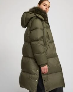 Doudoune Longueur 7/8 En Tissu Technique Déperlant Et Col En Agneau à Poils Longs -yves salomon boutique 23WFM06000M07WA8077 4