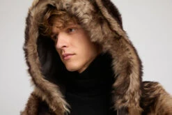 Hoodie Réversible En Peau Lainée D'agneau De Toscane -yves salomon boutique 24WUV60368TOFUB3232 652 422e2edb 4b02 4fc6 b436 e3b3cc6fb7ae