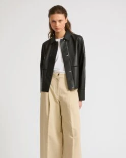 Veste Courte En Cuir D'agneau Avec Jour échelle -yves salomon boutique 25EYV20555APRIC99 3