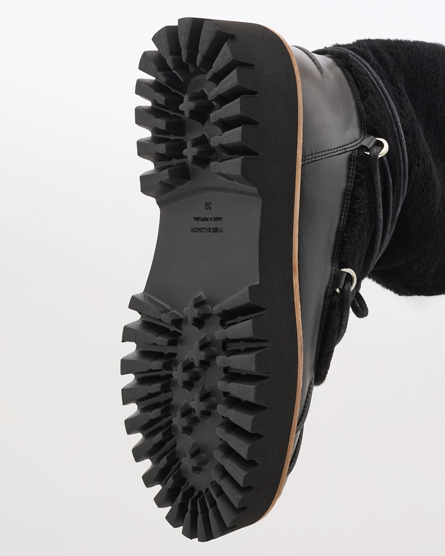 Boots Montantes En Mérinos Ironed 8 Boots Montantes En Mérinos Ironed – Image 6