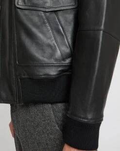 Veste Aviateur En Cuir Avec Col En Peau Lainée D'agneau Mérinos 12 Veste Aviateur En Cuir Avec Col En Peau Lainée D'agneau Mérinos -yves salomon boutique 25WHV20165AGANC99 4 d6df5a8c 0035 4184 8ad8 c42252eacfa3