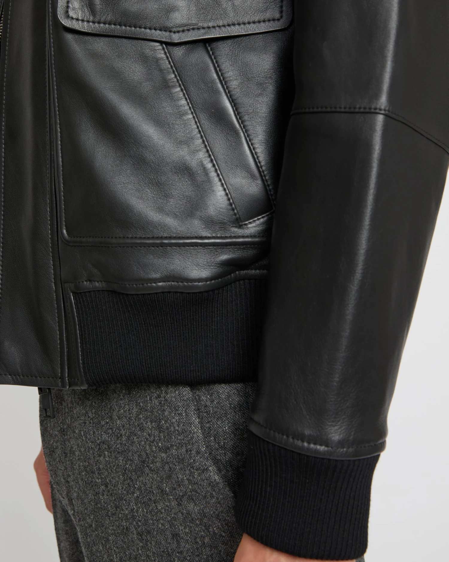 Veste Aviateur En Cuir Avec Col En Peau Lainée D'agneau Mérinos 6 Veste Aviateur En Cuir Avec Col En Peau Lainée D'agneau Mérinos – Image 4