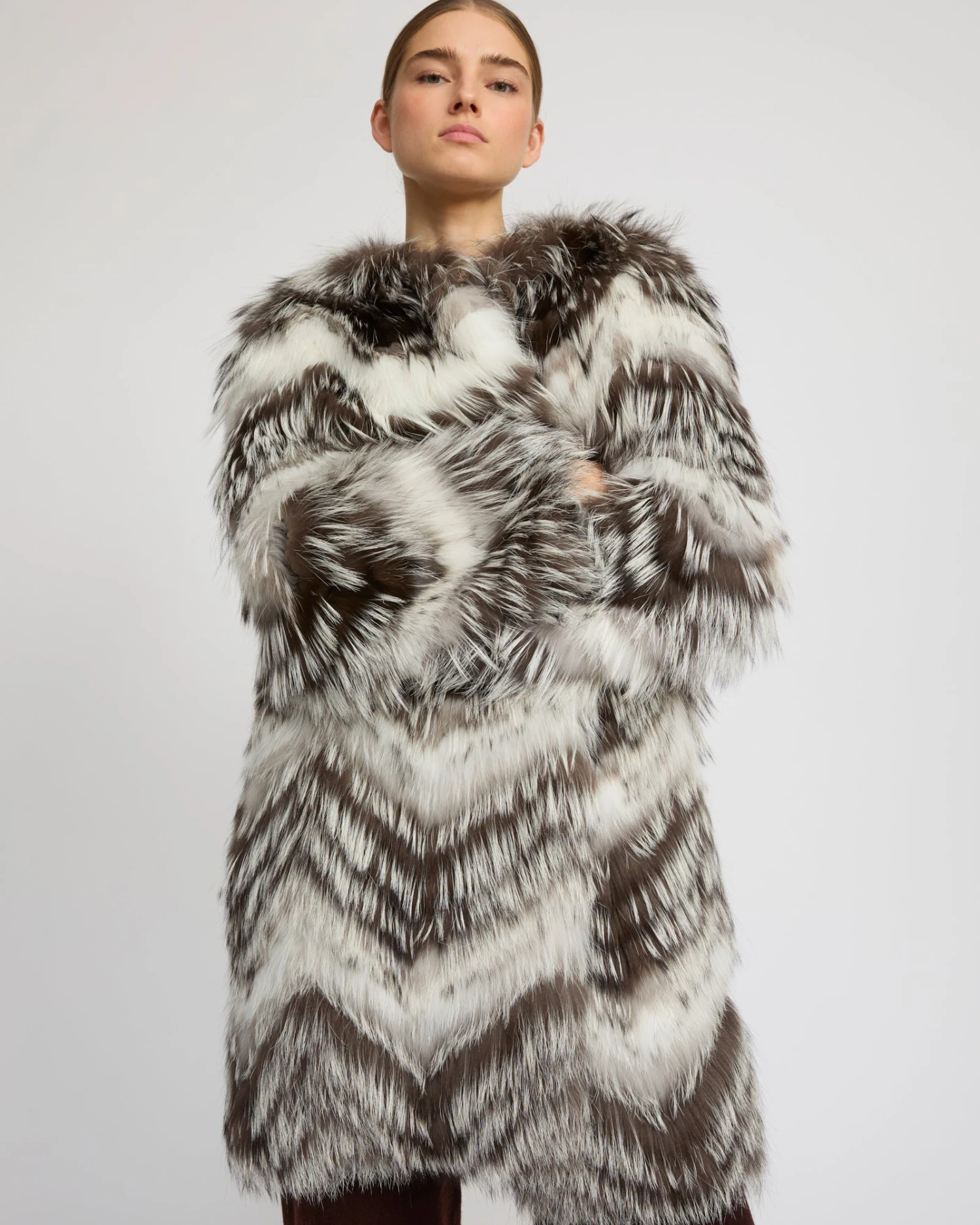 Manteau Ceinturé En Maille Mérinos Et Fourrure De Renard 4 Manteau Ceinturé En Maille Mérinos Et Fourrure De Renard – Image 2