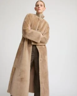 Manteau Extra Long En Peau Lainée D'agneau