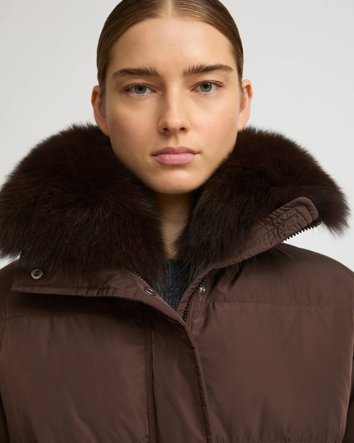 Doudoune Ceinturée En Tissu Technique Et Col Amovible En Fourrure De Renard 6 Doudoune Ceinturée En Tissu Technique Et Col Amovible En Fourrure De Renard – Image 4