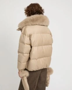 Doudoune Courte En Tissu Loro Piana Avec Col Amovible En Fourrure De Renard Et Moufles -yves salomon boutique 25WYV09066WO2WA2068 4 5d8af553 719c 461d 887f fb15b00612ec