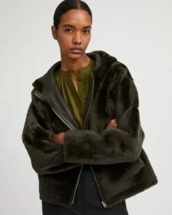 Veste à Capuche En Peau Lainée -yves salomon boutique 25WYV61461MERLA8001 4