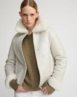 Veste Courte En Peau Lainée D'agneau De Toscane Curly Avec Finition Vintage