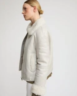 Veste Courte En Peau Lainée D'agneau De Toscane Curly Avec Finition Vintage -yves salomon boutique 25WYV61958MECVA2054 3