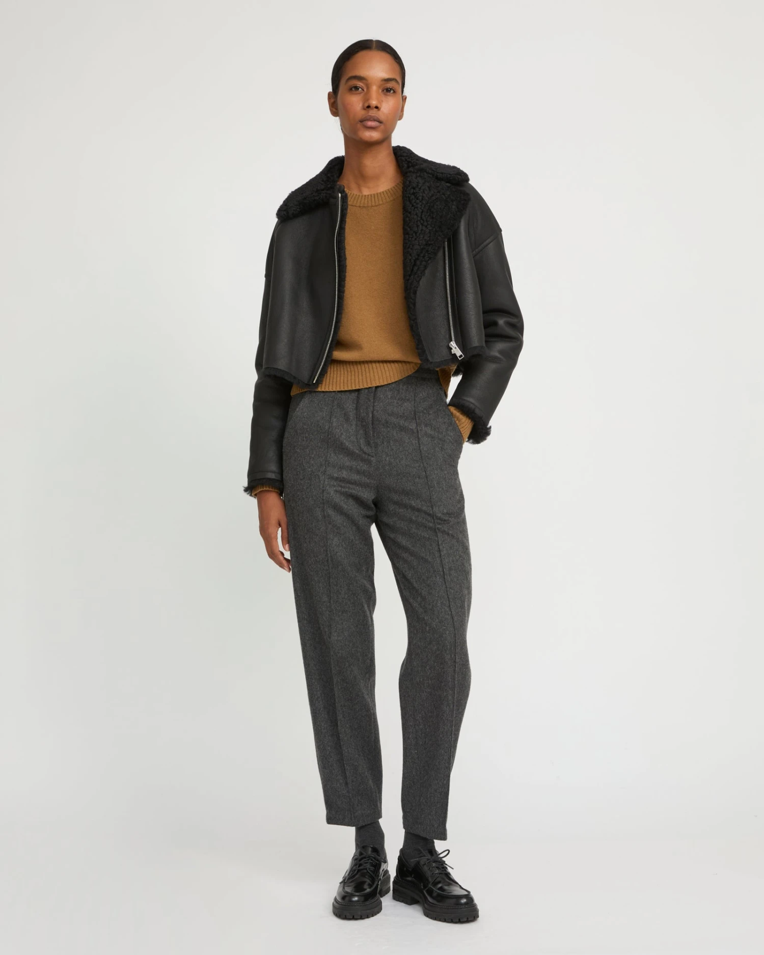 Perfecto Croppé En Peau Lainée Mérinos Vernis 4 Perfecto Croppé En Peau Lainée Mérinos Vernis – Image 2