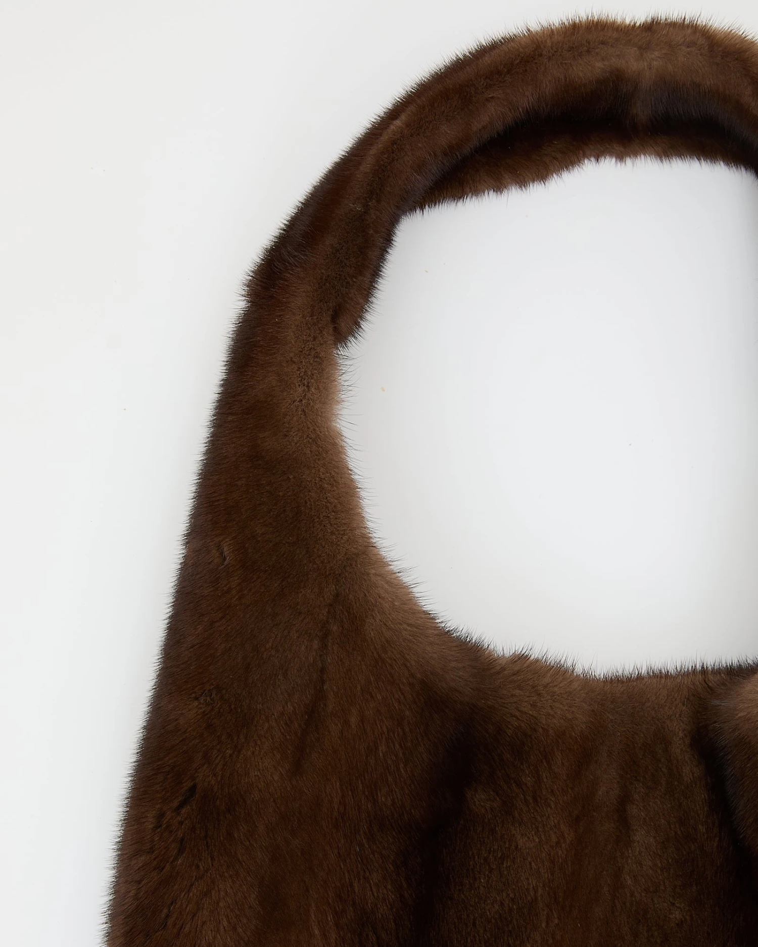 Sac En Fourrure De Vison Avec Cuir D'agneau 7 Sac En Fourrure De Vison Avec Cuir D'agneau – Image 5