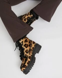 Boots Montantes En Peau Lainée D'agneau