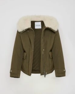 Parka Courte En Coton Imperméable Et Peau Lainée D'agneau 15 Parka Courte En Coton Imperméable Et Peau Lainée D'agneau -yves salomon boutique 26WFV01462A06XB3225 11