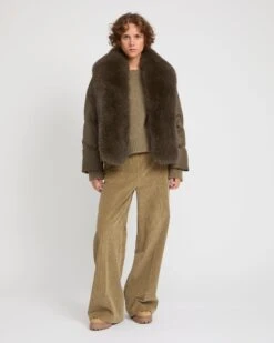 Doudoune Courte En Tissu Loro Piana Avec Grand Col Amovible En Fourrure De Renard