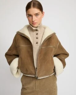 Veste Croppée En Agneau Mérinos Suède 13 Veste Croppée En Agneau Mérinos Suède -yves salomon boutique 26WYV62348MSBVB3230 4