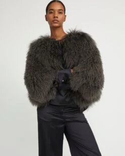 Veste Courte En Agneau De Mongolie