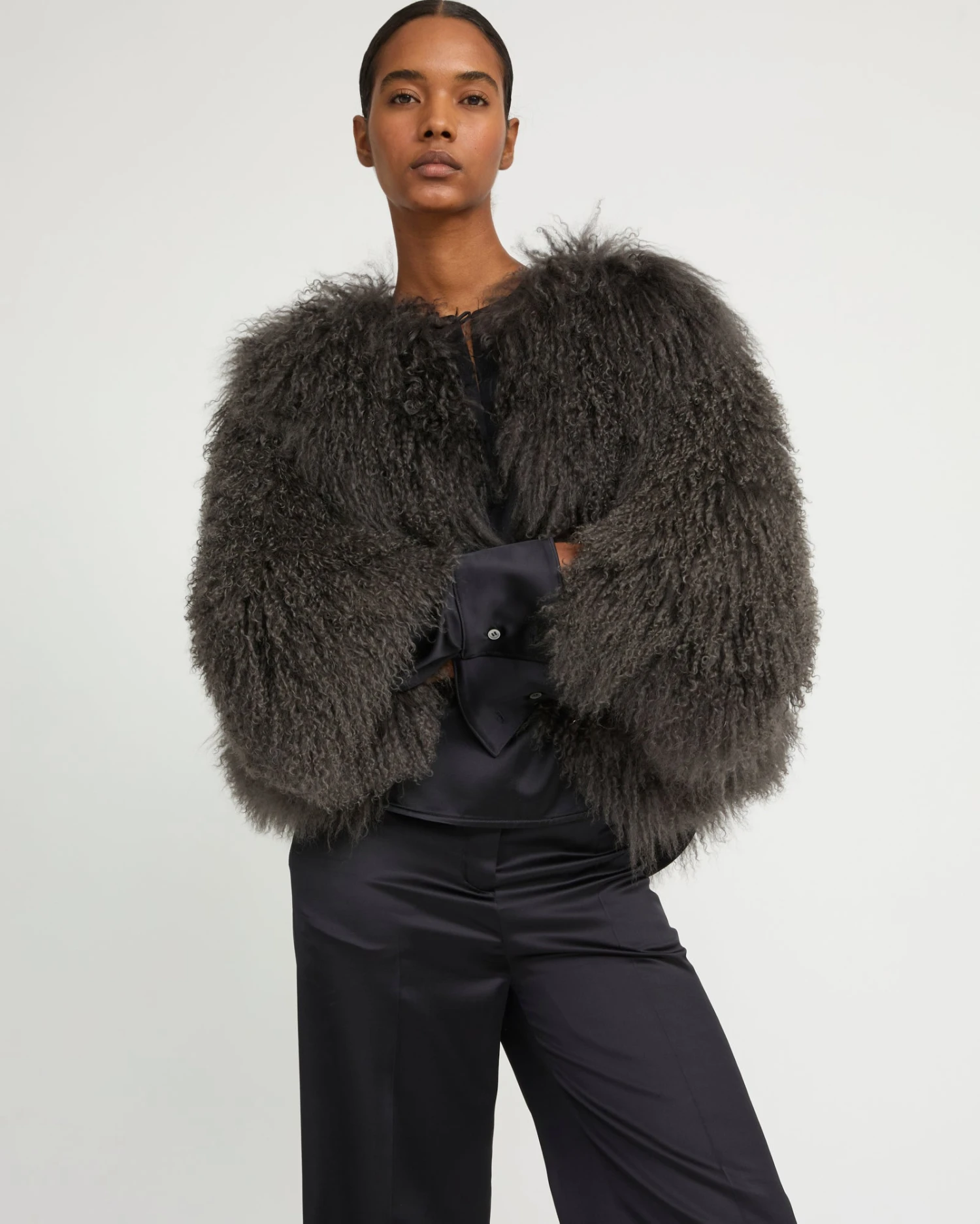 Veste Courte En Agneau De Mongolie 3 Veste Courte En Agneau De Mongolie